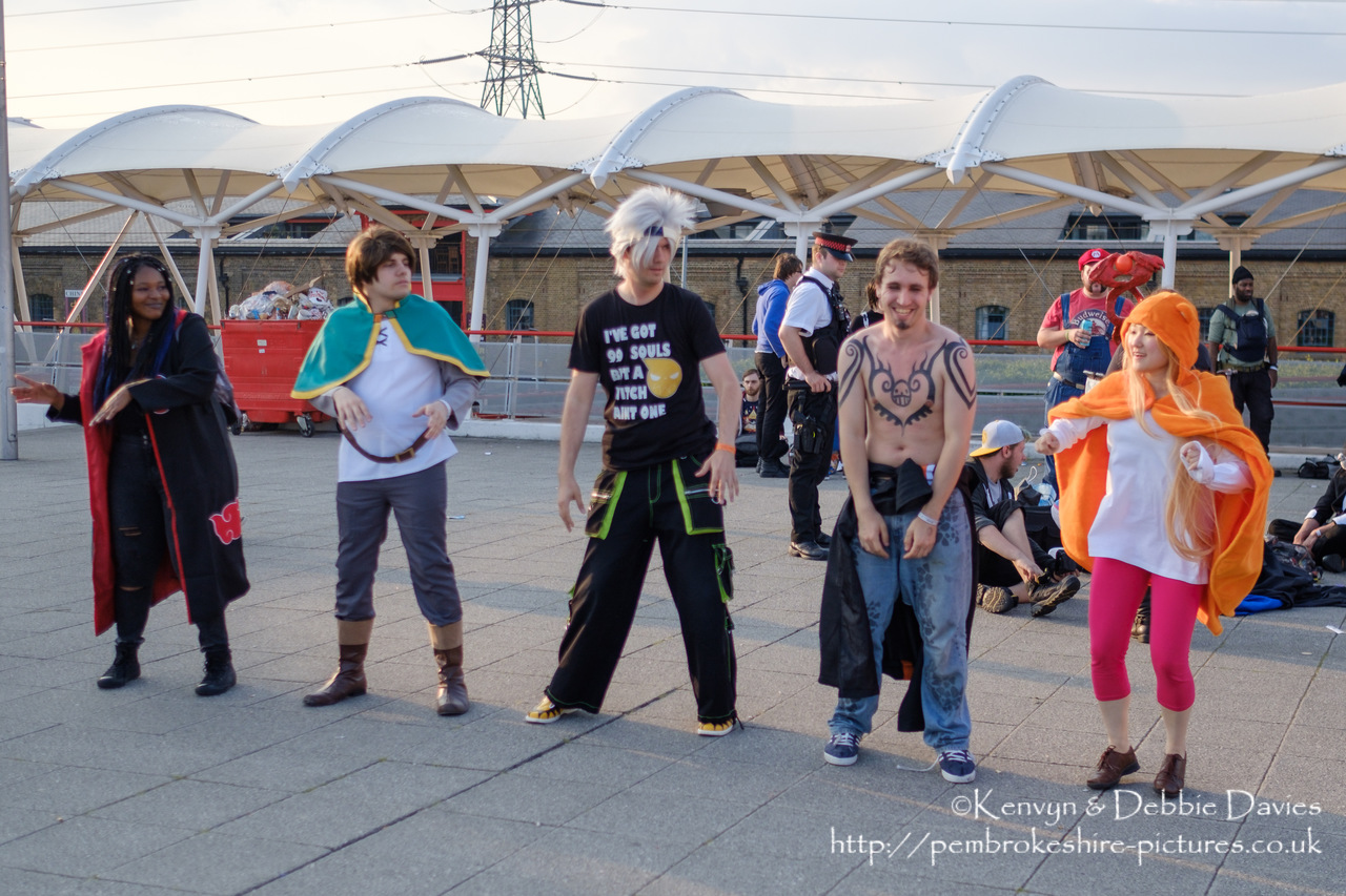 If you can identify the characters (or if you are one of the characters) then please email me at <a href="mailto:webmaster@pembrokeshire-pictures.co.uk">webmaster@pembrokeshire-pictures.co.uk</a>.