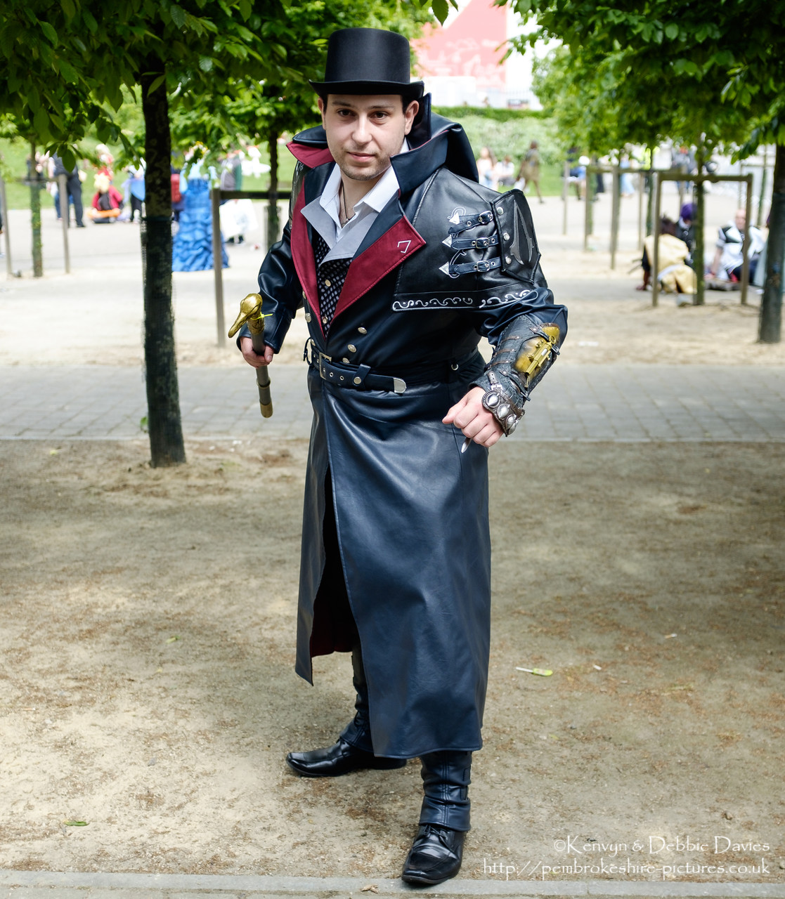 If you can identify the character (or if you are the characters) then please email me at <a href="mailto:webmaster@pembrokeshire-pictures.co.uk">webmaster@pembrokeshire-pictures.co.uk</a>.