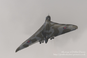 AVRO Vulcan XH558 "The Spirit Of Great Britain", Wales National Air Show 2015