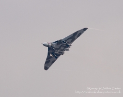 Avro Vulcan at CarFest 2013