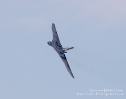 Avro Vulcan at CarFest 2013