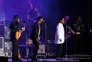 The Jacksons at CarFest 2017
