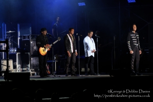 The Jacksons at CarFest 2017