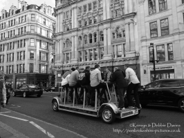 Roving Pub