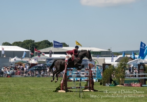 Show jumping at Pembrokeshire County Show