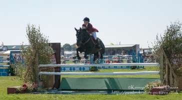 Show jumping at Pembrokeshire County Show